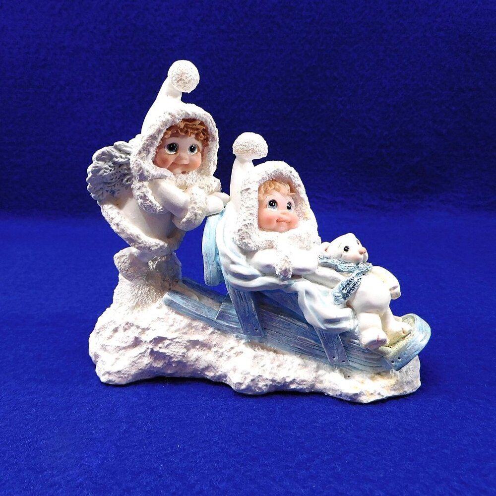 Vintage Dreamsicles  Northern Lights Figurine SLEDDING 60007